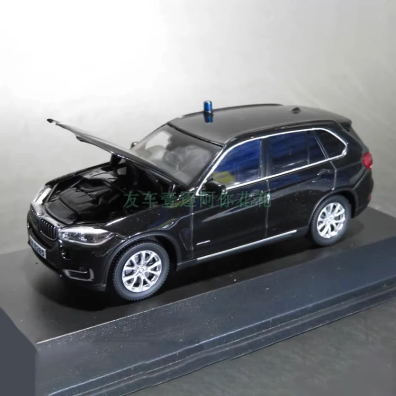 Hong Kong Police BMW X5 Diecast Model 3 Hong Kong Police BMW X5 Diecast Model - Image 3