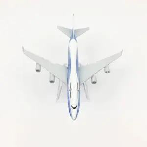 Boeing 747 Prototype Scale Model 1/400 10 Scd6f787bafa24eb5afd76c3c3d015a7cg