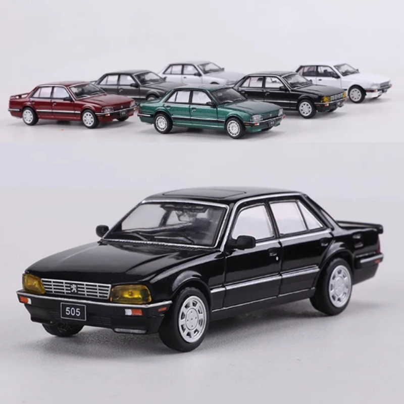 1:64 Scale 505 Sedan Diecast Model 2 1:64 Scale 505 Sedan Diecast Model - Image 2