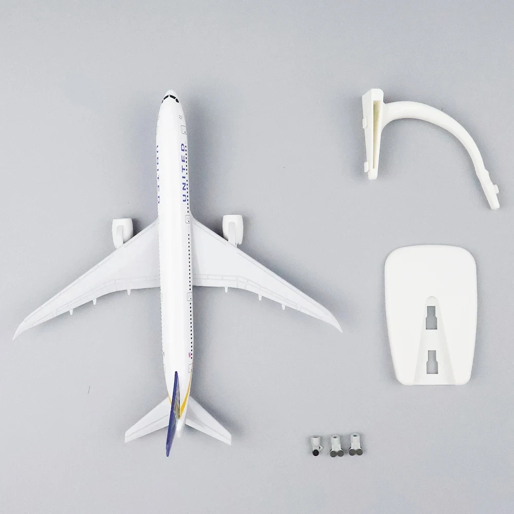 United B787 Diecast Aircraft Miniature Model 5 United B787 Diecast Aircraft Miniature Model - Image 5