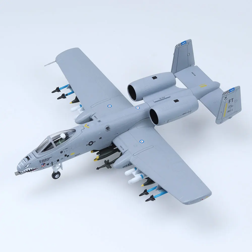 1/100 Scale A-10 Die-Cast Model Aircraft 4 1/100 Scale A-10 Die-Cast Model Aircraft - Image 4