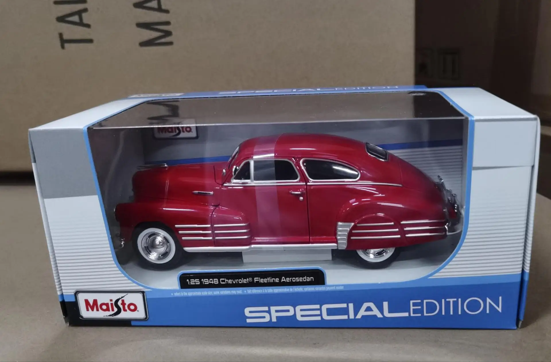 1948 Chevrolet Fleetline Aerosedan Diecast Model 8 1948 Chevrolet Fleetline Aerosedan Diecast Model - Image 8