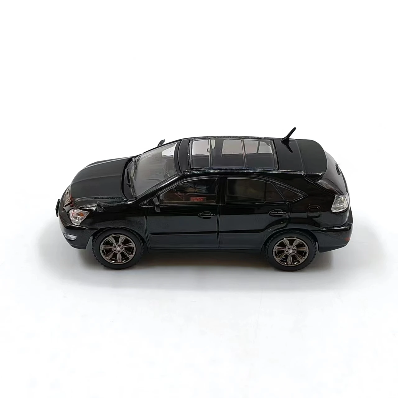 1:64 GCD Harrier 2003 Alloy Model Car 2 1:64 GCD Harrier 2003 Alloy Model Car - Image 2