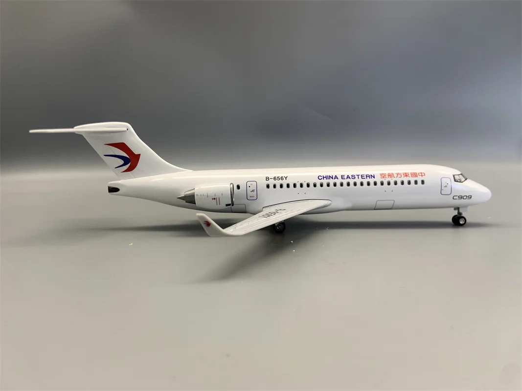 Resin Aircraft Model 34 cm with LED Options 5 Resin Aircraft Model 34 cm with LED Options - Image 5