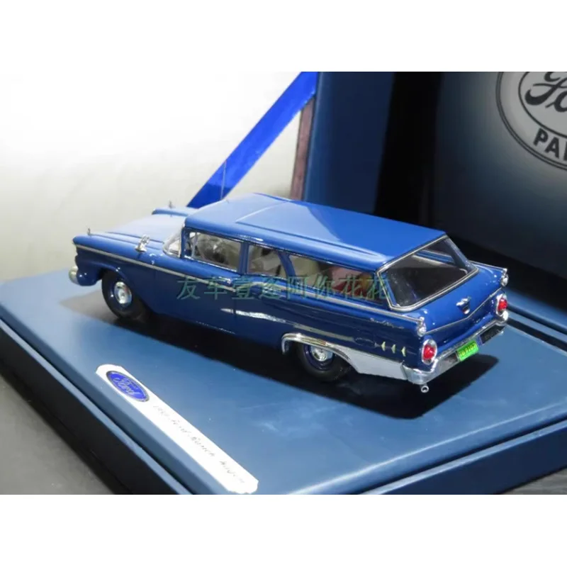 Vintage Diecast Car Model by WELLY 1:43 Scale 3 Vintage Diecast Car Model by WELLY 1:43 Scale - Image 3