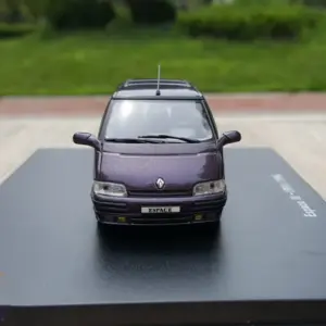 Purple Space-Themed 1:43 Diecast Renault MPV 8 Sd2aa3508013647a38e7690ec56470644x