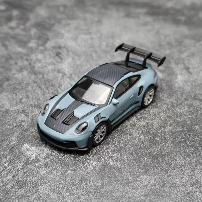 Porsche 911 992 GT3 RS 1:43 Diecast Model 8 Porsche 911 992 GT3 RS 1:43 Diecast Model - Image 8