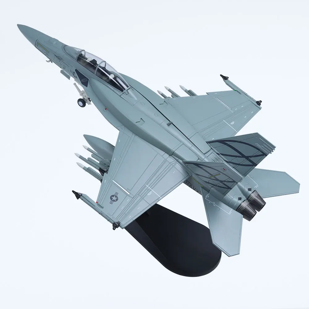 1/72 Scale F-18 Super Hornet Model 5 1/72 Scale F-18 Super Hornet Model - Image 5