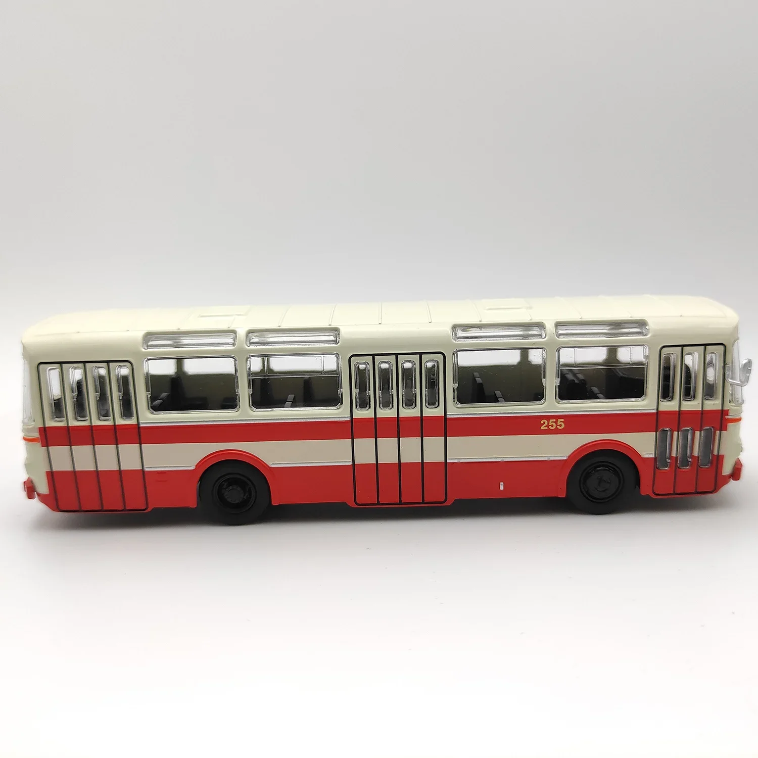 Skoda Karosa SM 11 Model Replica 1:72 Scale 3 Skoda Karosa SM 11 Model Replica 1:72 Scale - Image 3