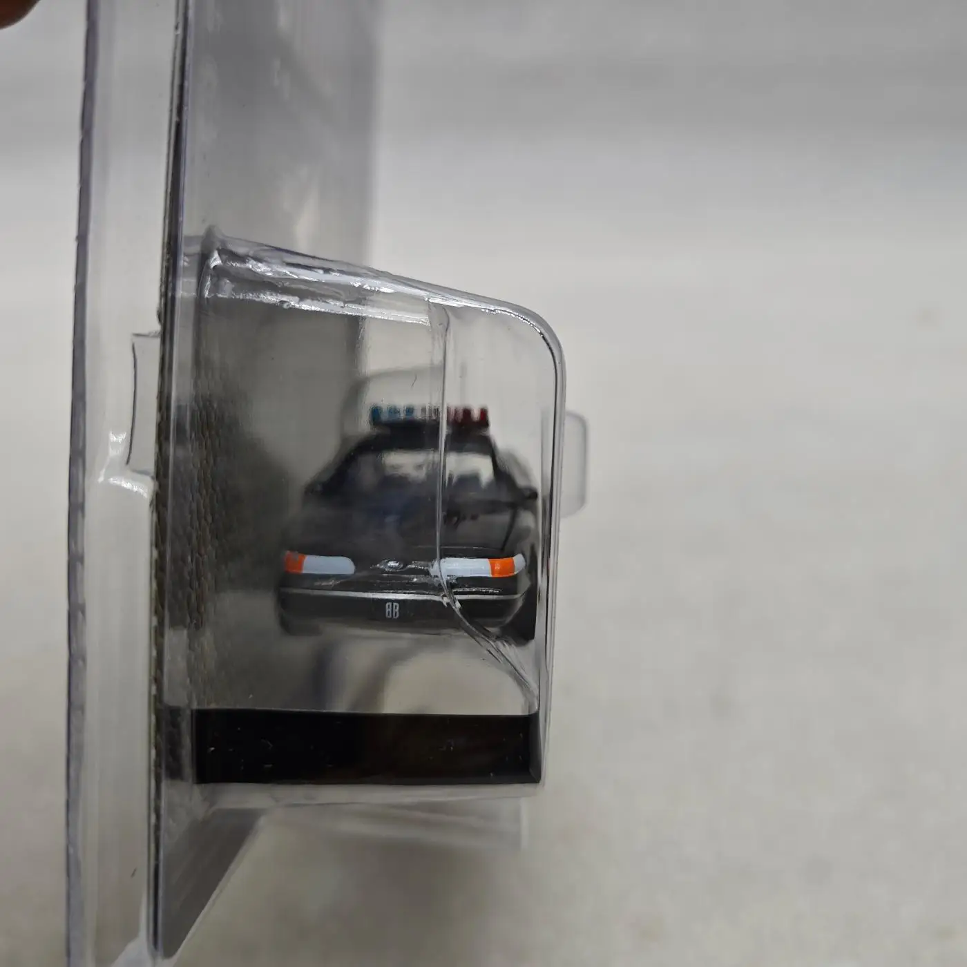 1:64 Scale Ford Crown Victoria Police Car Replica 5 1:64 Scale Ford Crown Victoria Police Car Replica - Image 5