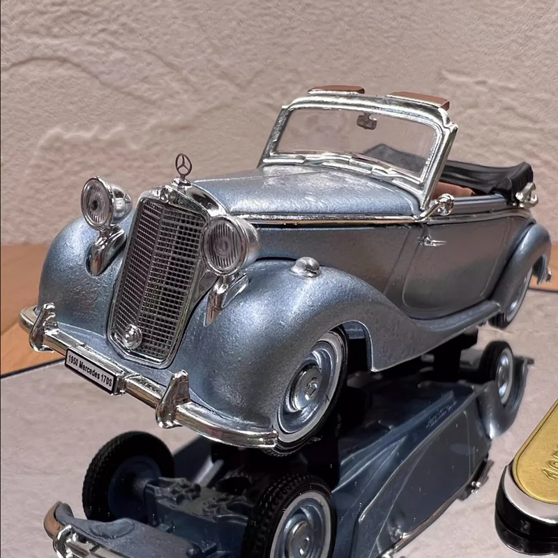 Vintage 1950 Mercedes 170S Model by Welly 1 Vintage 1950 Mercedes 170S Model by Welly