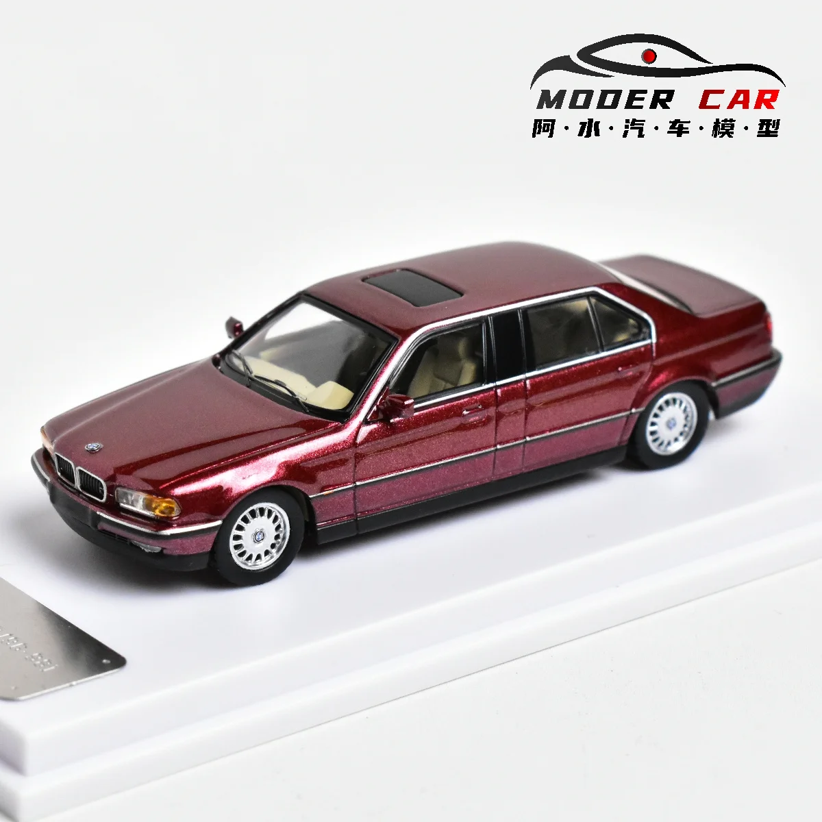 BMW E38 7-Series L7 Diecast Model 1:64 Scale 5 BMW E38 7-Series L7 Diecast Model 1:64 Scale - Image 5
