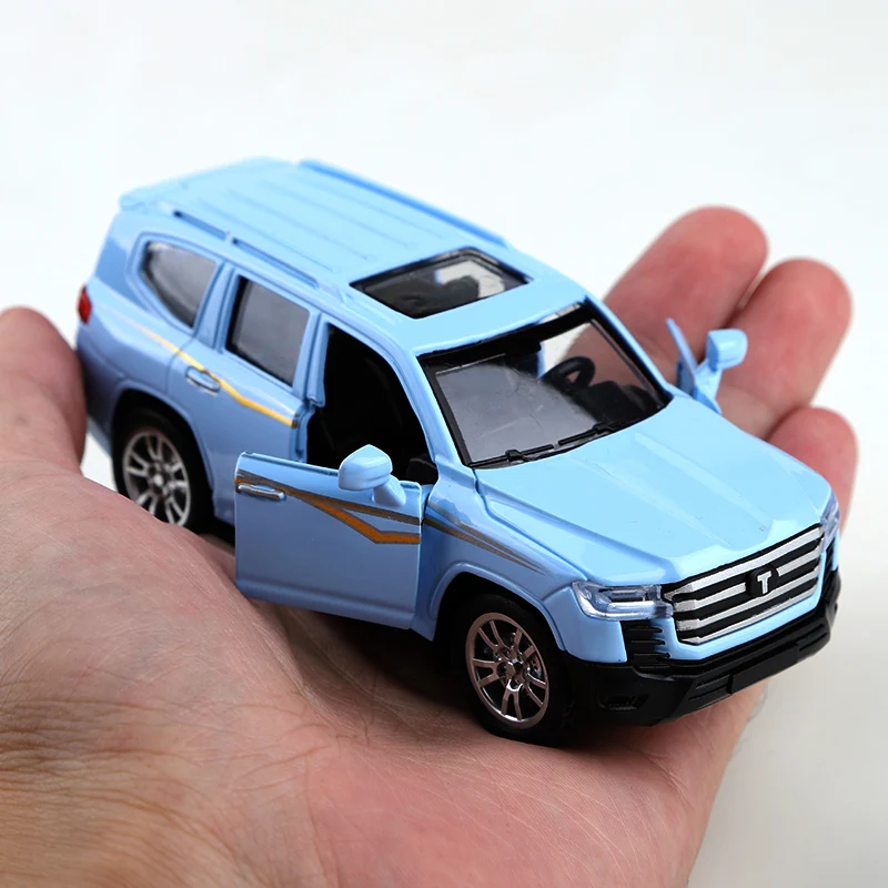 1:36 Land Cruiser Diecast Model for Collectors 6 1:36 Land Cruiser Diecast Model for Collectors - Image 6
