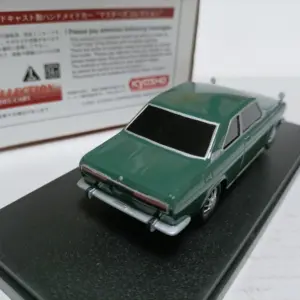 Green 1:43 Nissan Datsun Bluebird 1600SSS Model 8 Sd90e2c9e0b5a4a02b43270749c996e97Q