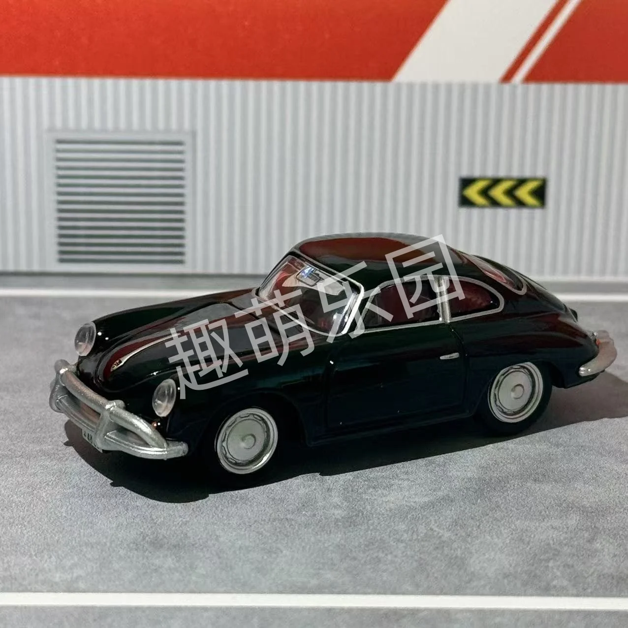 Takara Tomy Detective Conan Porsche 1:64 Diecast Model 6 Takara Tomy Detective Conan Porsche 1:64 Diecast Model - Image 6