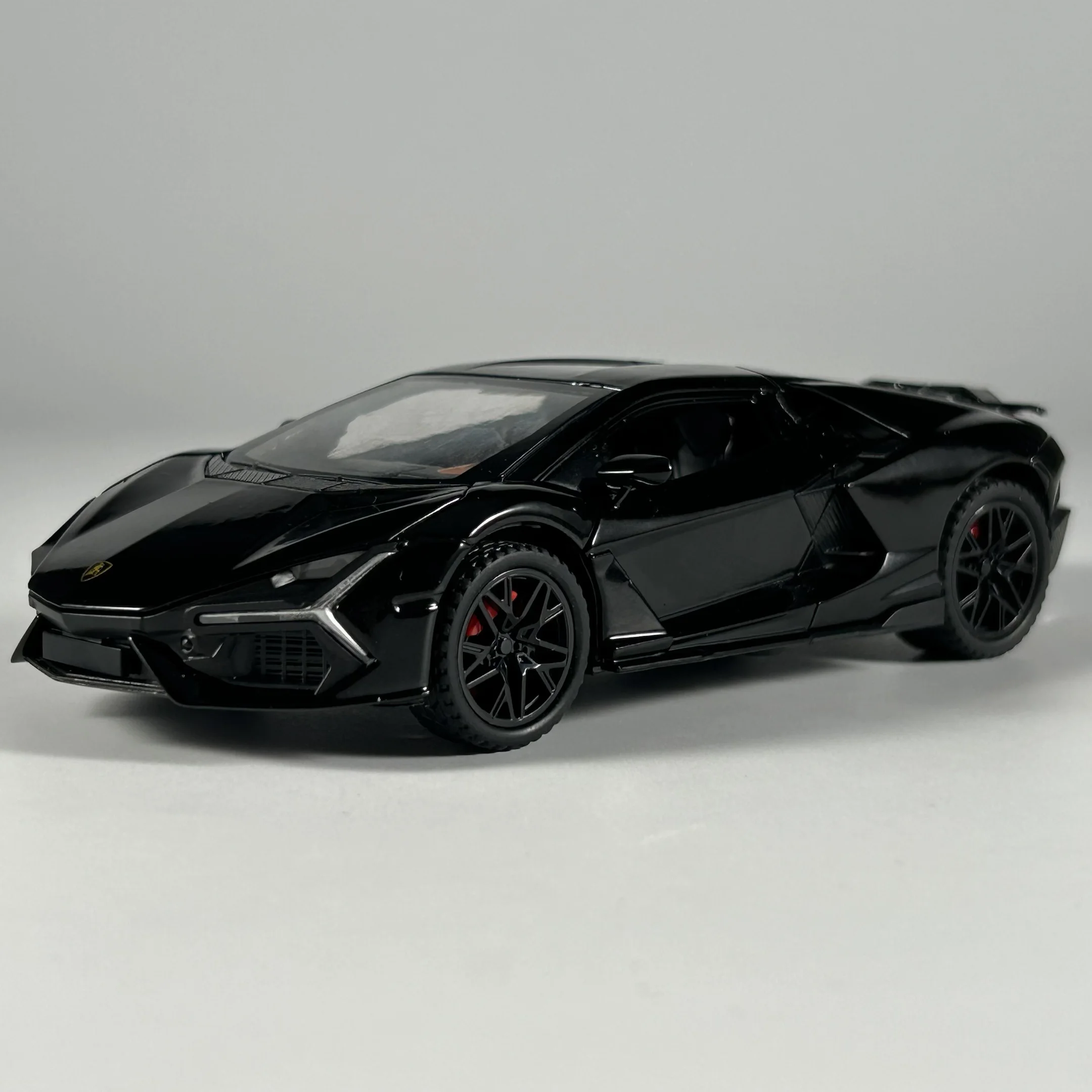 Vibrant Orange 1:32 Revuelto Diecast Supercar 10 Vibrant Orange 1:32 Revuelto Diecast Supercar - Image 10