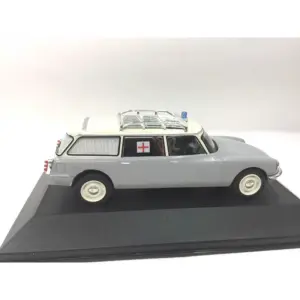 Vintage Citroën ID 19 Ambulance Diecast Model 1:43 8 Sd983c9c19feb46bba60b64443e84dbde7