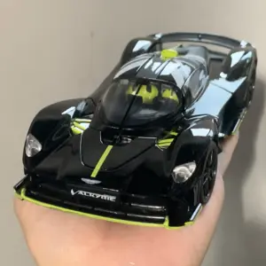 Aston Martin Valkyrie 1:24 Scale Diecast Model 13 Sda17b2baa8f14e678e1675da8c9f763b5