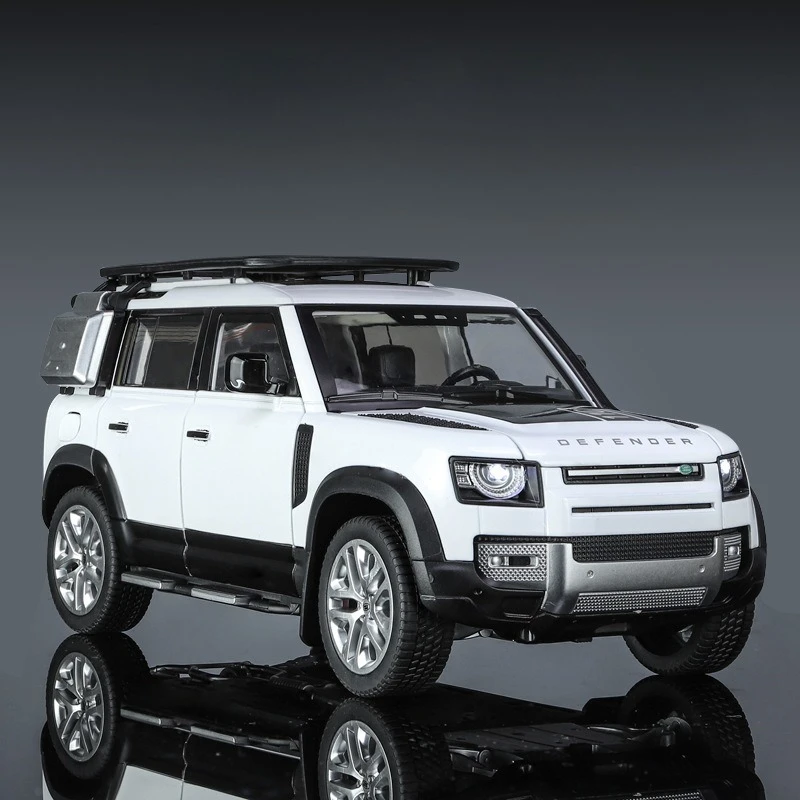 1:18 Scale Land Rover Defender 110 Alloy Model 6 1:18 Scale Land Rover Defender 110 Alloy Model - Image 6