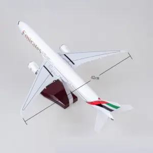 Emirates Boeing 777 Model with LED Lighting 9 Sdb00f71374334e059f55fa5dc728d610L