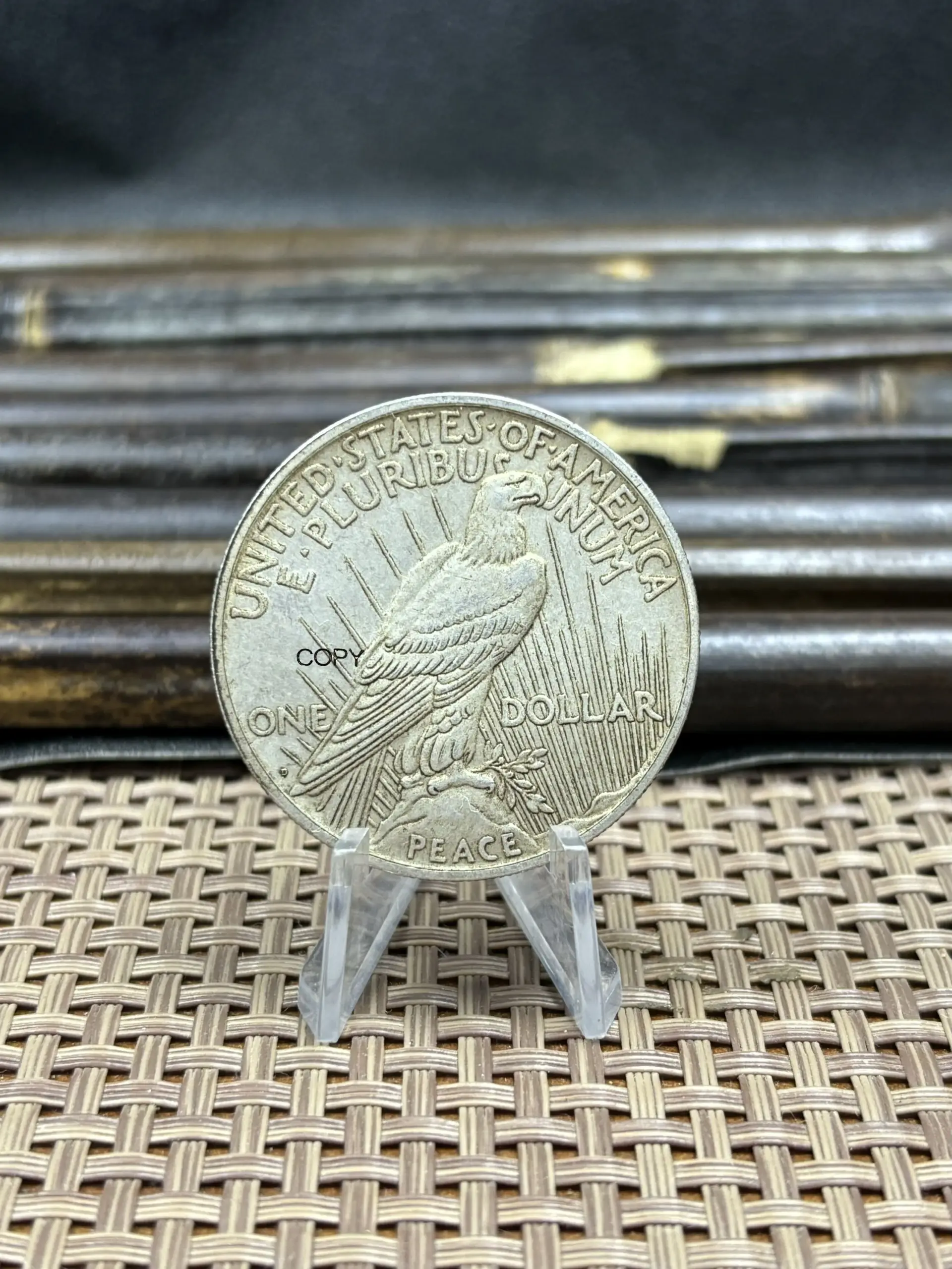 Vintage US Lady Liberty Replica Figurine 4 Vintage US Lady Liberty Replica Figurine - Image 4