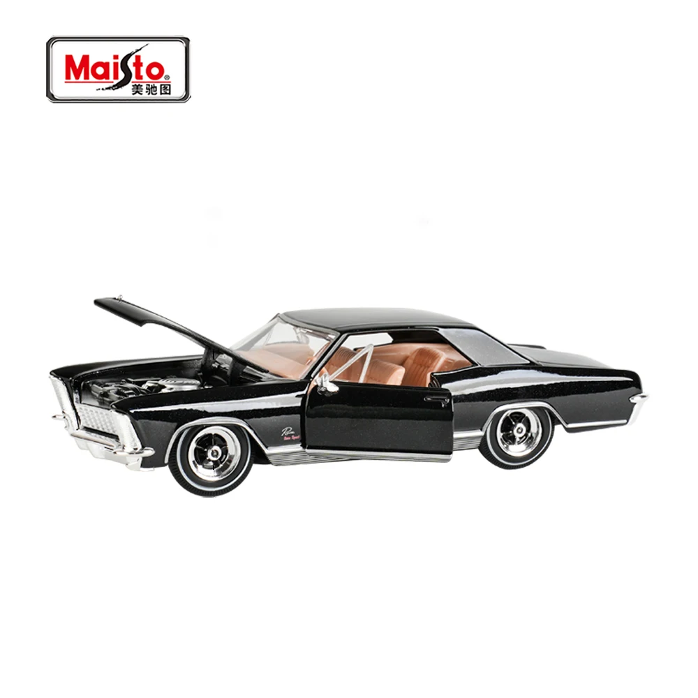 Maisto 1965 Buick Riviera GS Model Car 4 Maisto 1965 Buick Riviera GS Model Car - Image 4