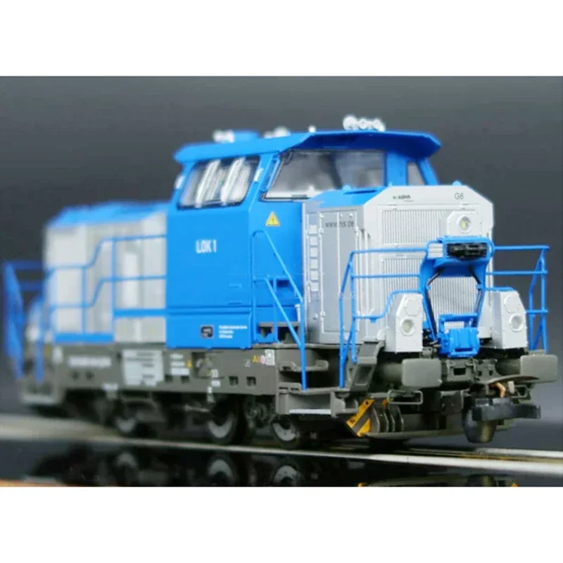 Vibrant Blue PIKO G6 Diesel Locomotive Model 2 Vibrant Blue PIKO G6 Diesel Locomotive Model - Image 2
