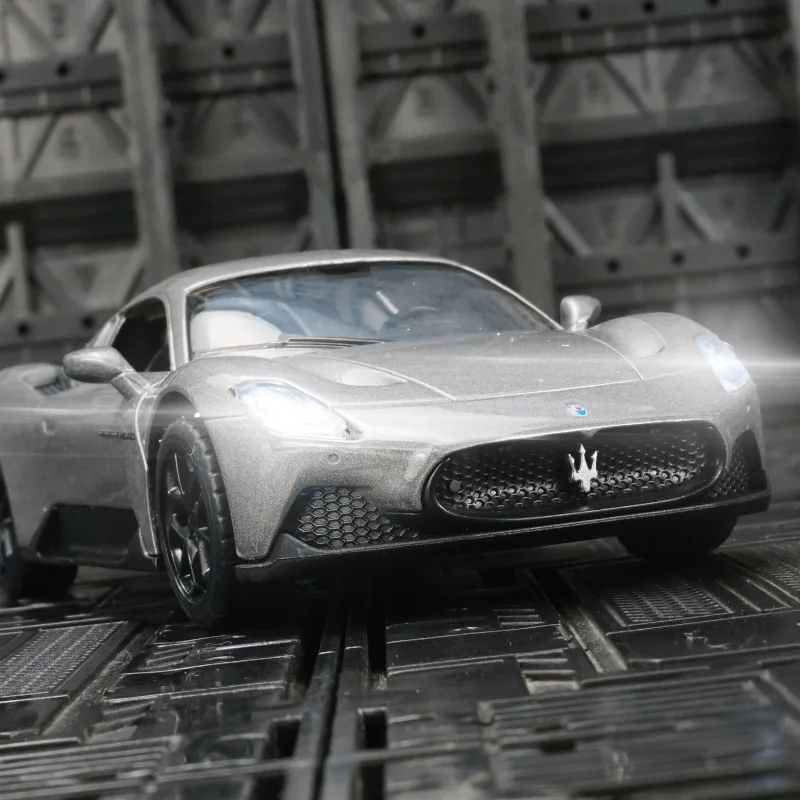 Yellow Maserati MC20 1:33 Scale Model 4 Yellow Maserati MC20 1:33 Scale Model - Image 4