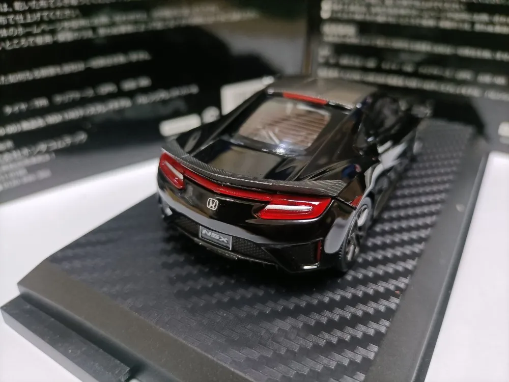Honda NSX 1:43 Diecast Model with Carbon Fiber Top 3 Honda NSX 1:43 Diecast Model with Carbon Fiber Top - Image 3