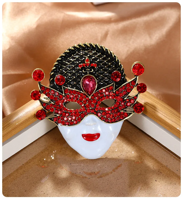 Glamorous Angel Brooch with Rhinestones 1 Glamorous Angel Brooch with Rhinestones