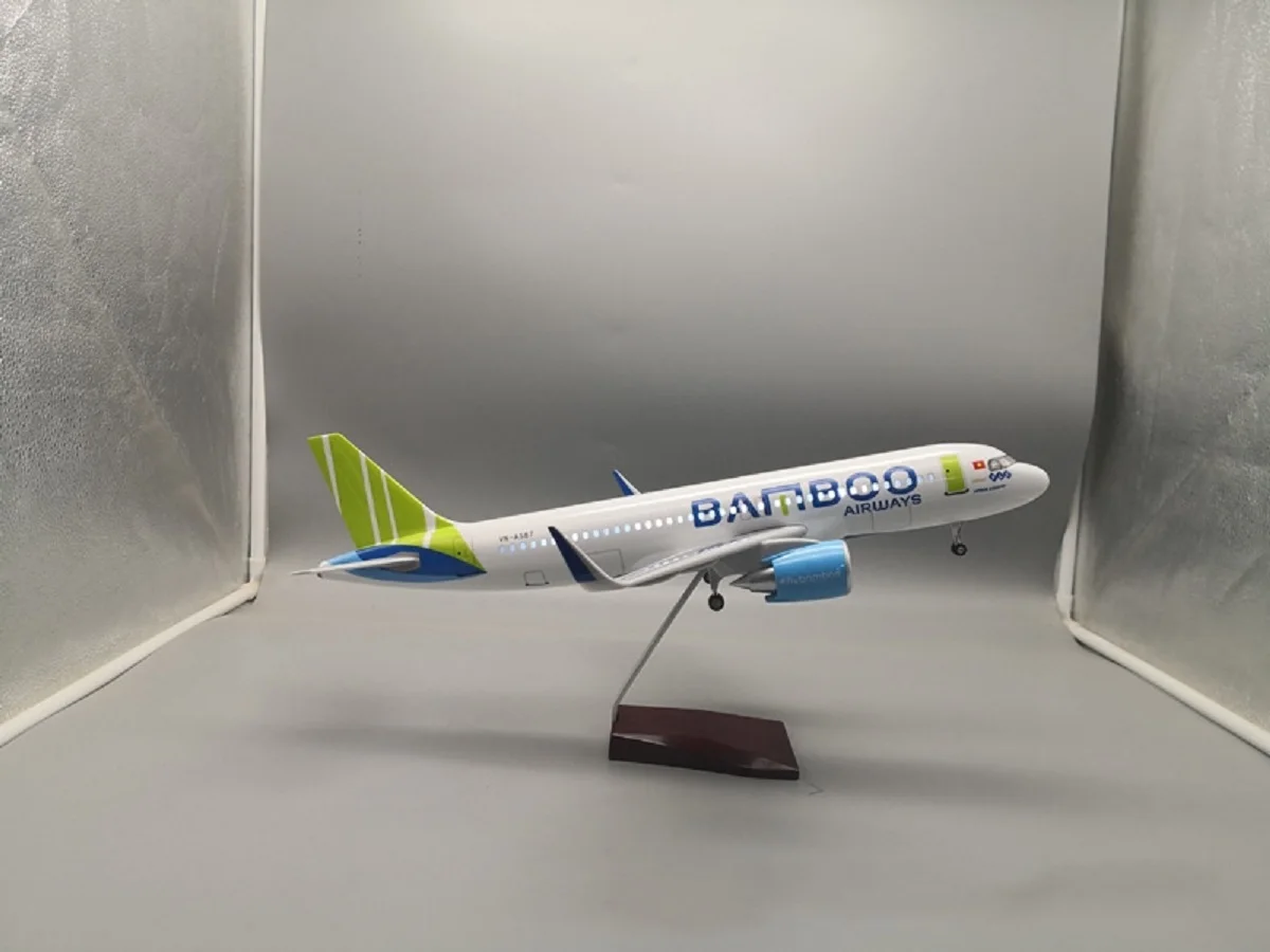 Airbus A320 Bamboo Airlines Model with LED Lights 5 Airbus A320 Bamboo Airlines Model with LED Lights - Image 5