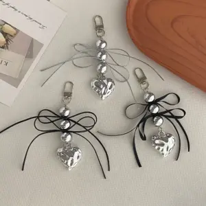 Silver and Black Beaded Heart Keychain 13 Sde9a6fbf80c643829bcae1902356a8f7c