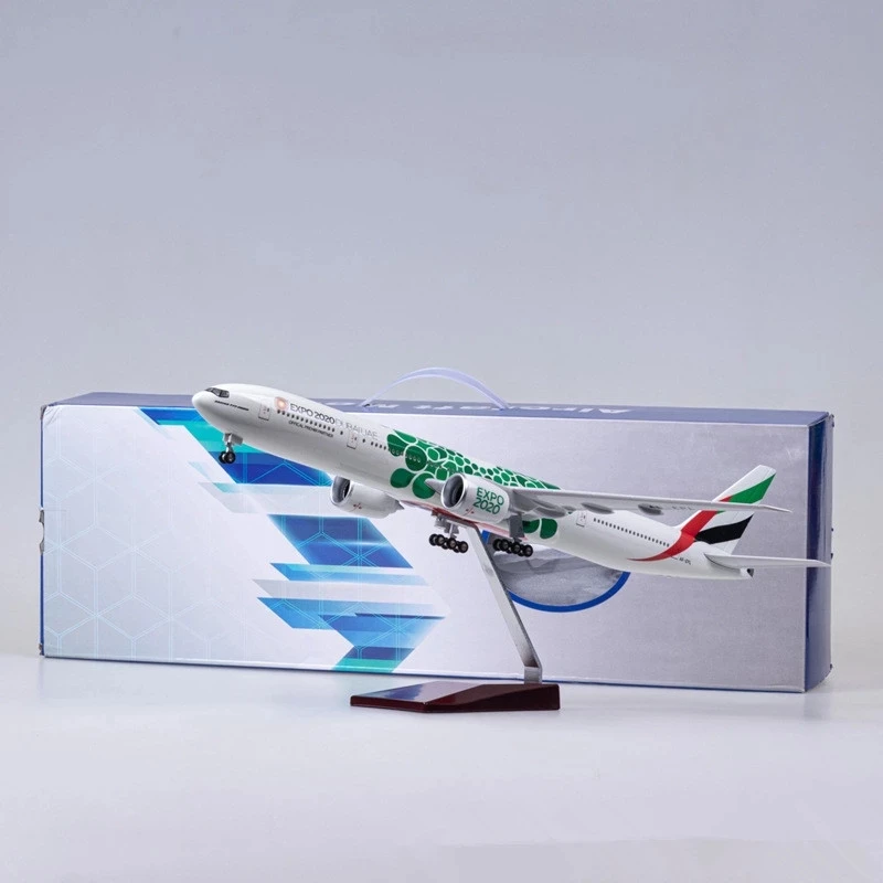 Boeing B777 Scale Model with LED Lights 3 Boeing B777 Scale Model with LED Lights - Image 3