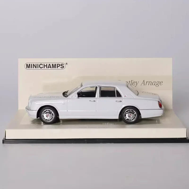 1:43 Scale 2005 Arnage Diecast Model 2 1:43 Scale 2005 Arnage Diecast Model - Image 2
