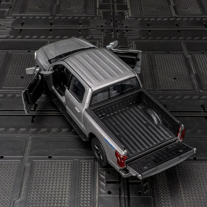 1:36 Scale Ford Raptor F150 Diecast Model 6 1:36 Scale Ford Raptor F150 Diecast Model - Image 6