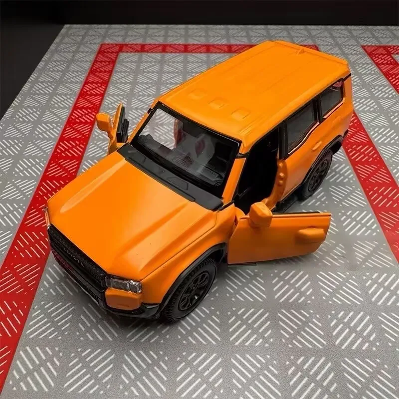 Green 1:36 Toyota Prado LC250 Diecast Model 6 Green 1:36 Toyota Prado LC250 Diecast Model - Image 6