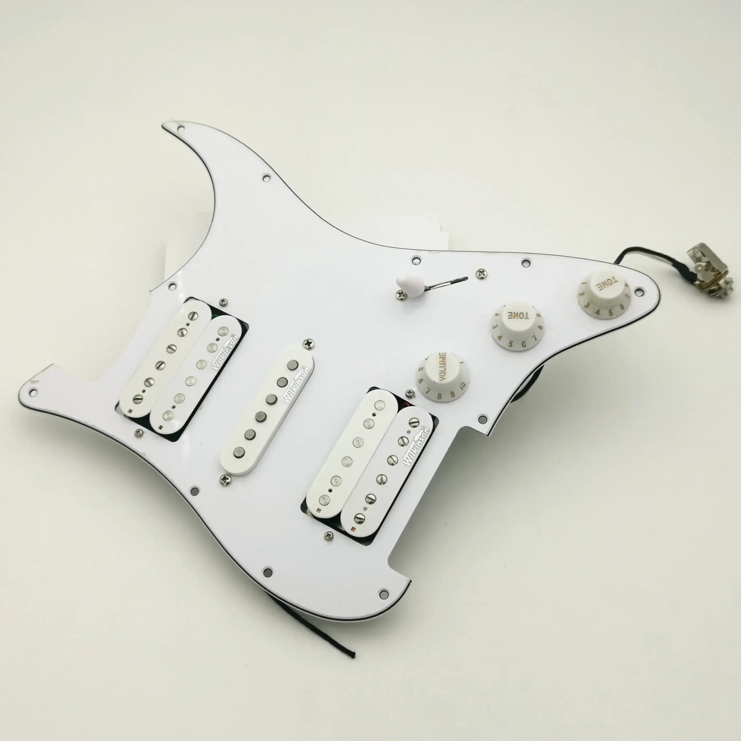 Wilkinson HSH Strat Guitar Pickup Set with Pickguard 3 Wilkinson HSH Strat Guitar Pickup Set with Pickguard - Image 3
