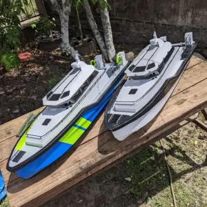 85 cm RC Coastal Patrol Speedboat Kit 10 Se29ea221f74442849556020793460484b