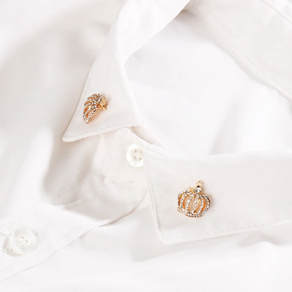 Vintage Openwork Crown Brooch with Rhinestones 5 Vintage Openwork Crown Brooch with Rhinestones - Image 5