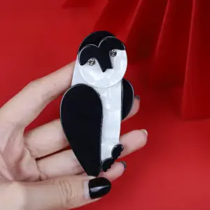 Acrylic Owl Brooch for Fashion Accessories 11 Se42608b97c2c46eaba3c4a6a4ea3722dV