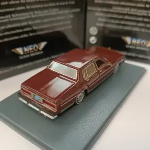 Chevrolet Caprice Classic 1:87 Diecast Model 7 Se5538e7983fb44c4b310e3ffe635c921M