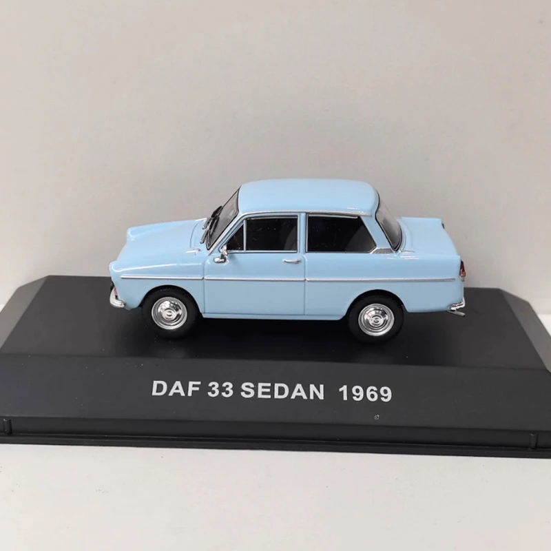 Vintage DAF 33 Sedan 1969 Diecast Model 1:43 2 Vintage DAF 33 Sedan 1969 Diecast Model 1:43 - Image 2