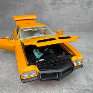 1971 GTO Judge Model Diecast 1:18 Yellow 10 Se7f80dfe09e14eefaa4e2a247c3b6621r