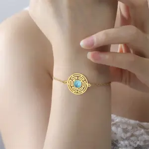 Se8b8f5fef4424843b7b307c6edbb543c4