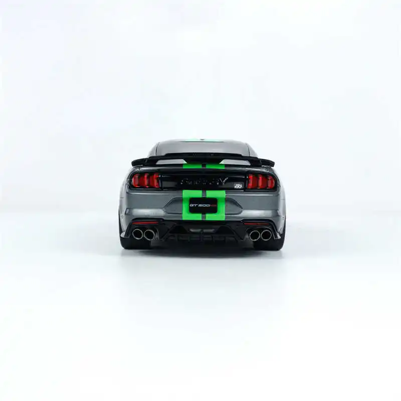 Ford GT500 1:18 Scale Diecast Model 6 Ford GT500 1:18 Scale Diecast Model - Image 6