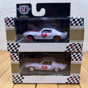 1972 Camaro Z/28 Diecast Model 1:64 Scale 12 Se9fd0620a39644f5a89ecec3a801c48ah