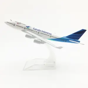Garuda Indonesia Boeing 747 Diecast Model 1:400 8 Seb0d24e6beb44b82a8430bcb5e9fdc2e5