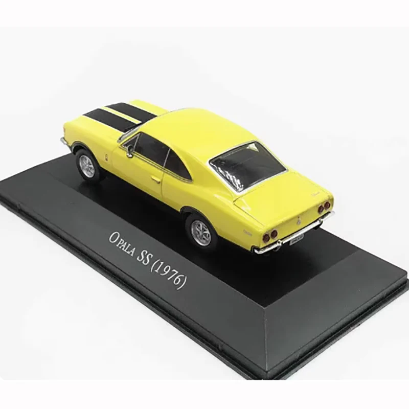 Vibrant 1976 OPALA SS Diecast Model 1:43 4 Vibrant 1976 OPALA SS Diecast Model 1:43 - Image 4