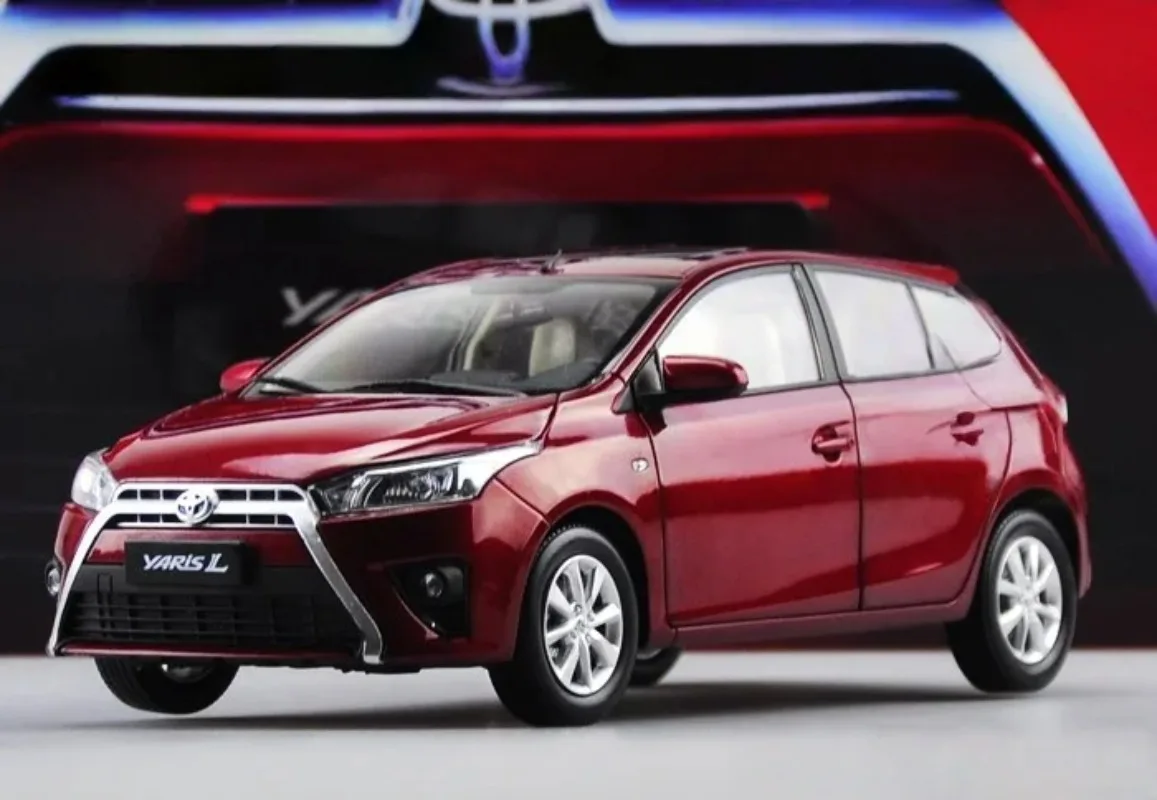 GAC Toyota Yaris L 1/18 Diecast Model in Colors 2 GAC Toyota Yaris L 1/18 Diecast Model in Colors - Image 2