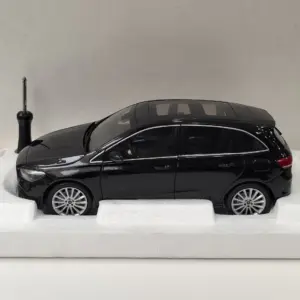 Mercedes-Benz B-Class 1:18 Model in Black 7 Sed5cfd344cdf4e1d80c362c486471dd12